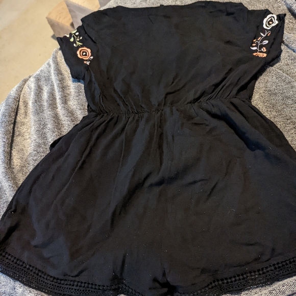 Dress - Picture 5 of 5